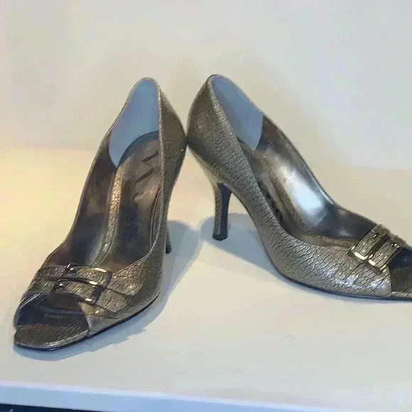 Nina textured grey heels - Picture 3 of 5